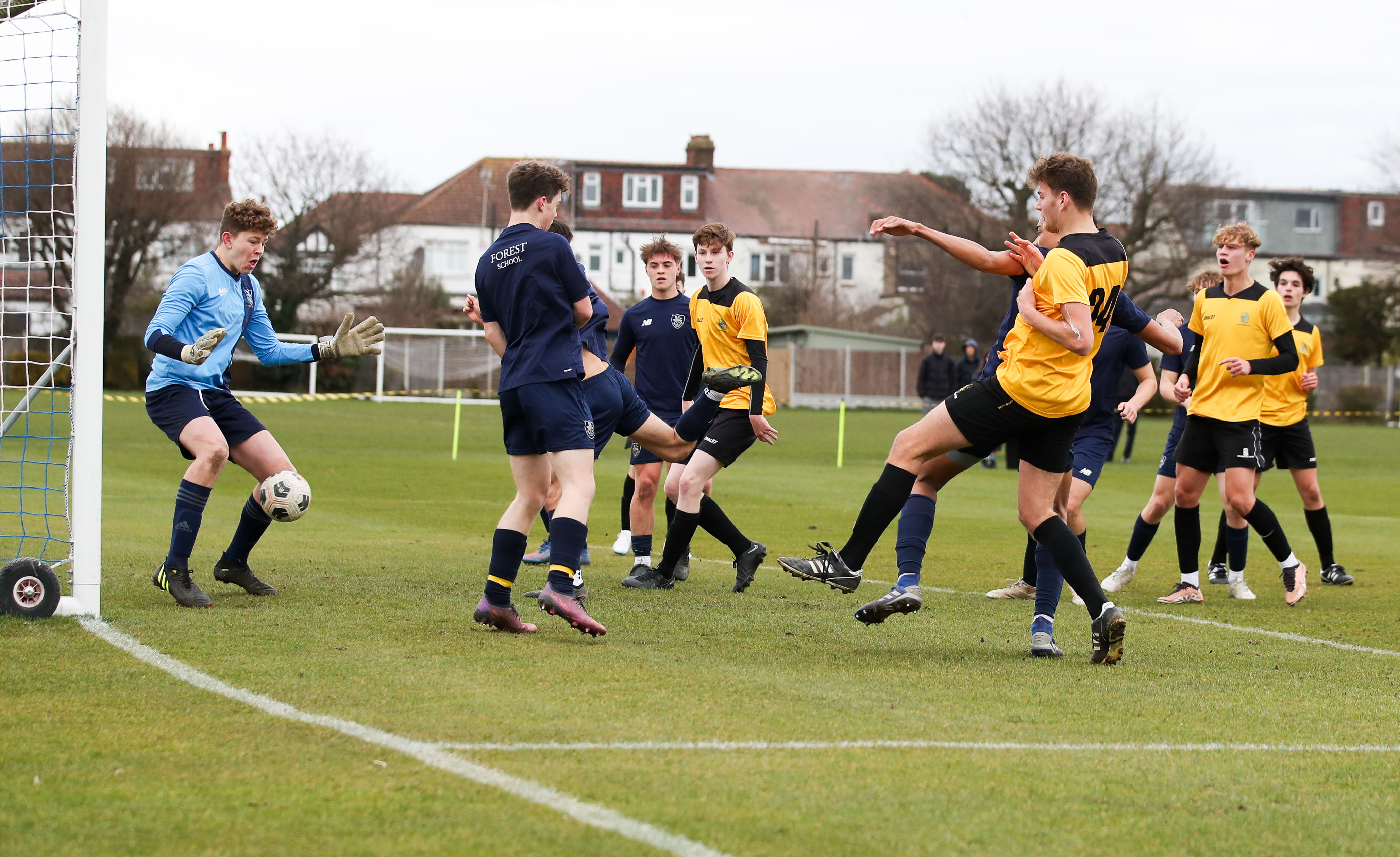 U14Bs bounce back with hard-fought win